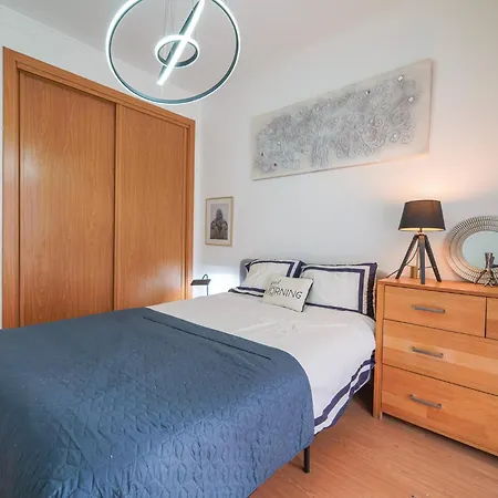 Lumina By Moje アパート